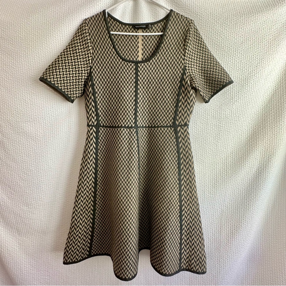Nina Leonard Women’s Gray Cream Short Sleeve Knit Dress Size: XL